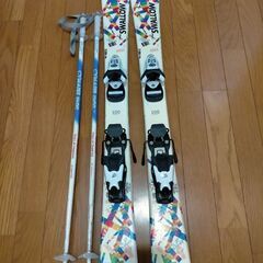 スキー板とストックセット
