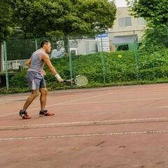 テニスの練習相手いたします。
