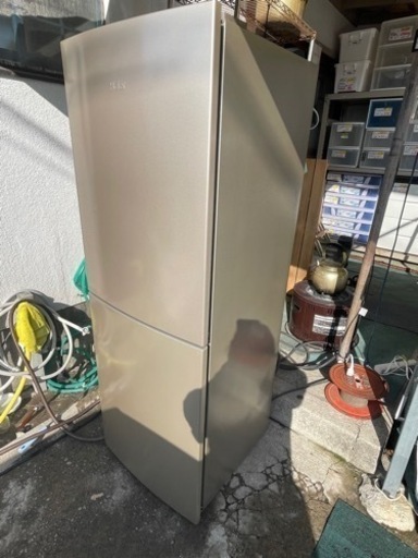 リサイクルサービス八光】2022年製 ハイアール 冷蔵庫 ゴールド JR