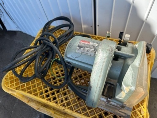 makita ミゾキリ ブレーキ付き3004A 切断機 溝切り 電動工具 大工道具　小穴カッター　電動カッター　マキタ