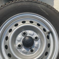 ハイゼットトラックのタイヤ4本、145/80R12 80/78N LT