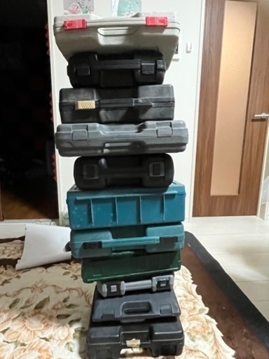 Makita. Bosch. Natinonal. Ryobi…