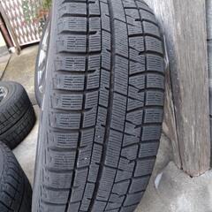 レガシィ 美品スタッドレスタイヤ YOKOHAMA Ice GUARD 215/50R 17インチ