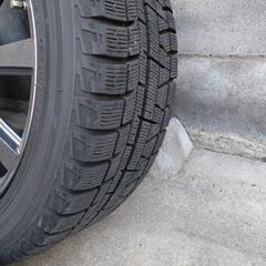 レガシィ 美品スタッドレスタイヤ YOKOHAMA Ice GUARD 215/50R 17インチ