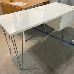 配達可【机　パソコン　デスク】クリーニング済み【管理番号12701】