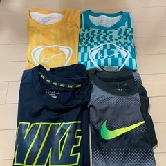 NIKE シャツ　Sサイズ