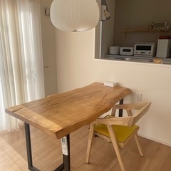 一枚板　ダイニングテーブル　栃の木　