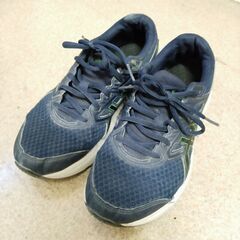 ASICSアシックス　スニーカー👟24.5