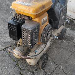 動作確認済　アネスト岩田　エンジンコンプレッサー