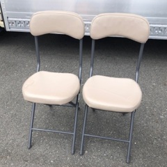 パイプ椅子 グレージュ 2脚　🗣300円コーナー