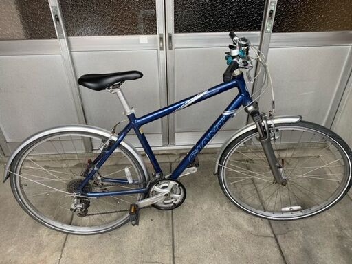 GIANT ジャイアント CROSS 700C　ネイビー　泥よけ　Fサス
