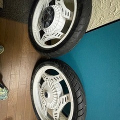 cbx400f 白塗りホイール前後