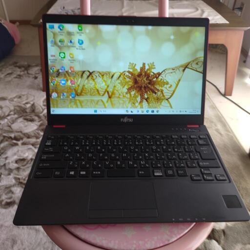 お取引決定しました.超美品！爆速！高解像度液晶！フルHD液晶！薄型！軽量！