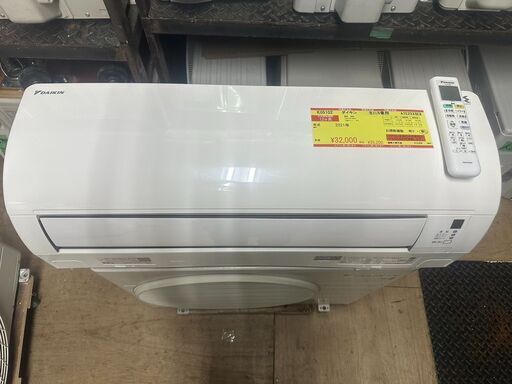 K05102　ダイキン　2021年製　中古エアコン　主に6畳用　冷房能力　2.2KW ／ 暖房能力　2.2KW
