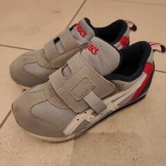 18センチ　アシックス　ASICS