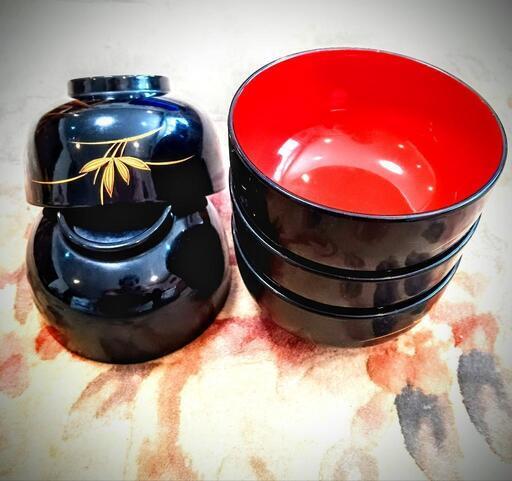 本物 輪島塗 本体に赤金 青金の蒔絵が丁寧に施してあるお椀5客\n\n  