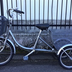 ＜整備済・良品＞ブリジストン 三輪車ワゴン・WAGON・シルバー・サドルは新品でお掃除済♪