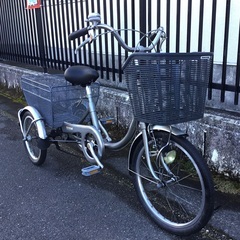 ＜整備済・良品＞ブリジストン 三輪車ワゴン・WAGON・シルバー・サドルは新品でお掃除済♪