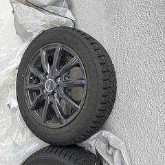 車のパーツ タイヤ、ホイール - タイヤ、ホイール 