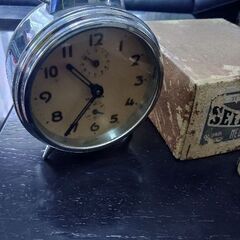 (お話し中)【OmNi ANTIQUEs】古い時計です。