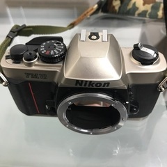 Nikon カメラ　FM10