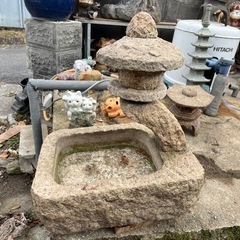 御影石　水灯籠