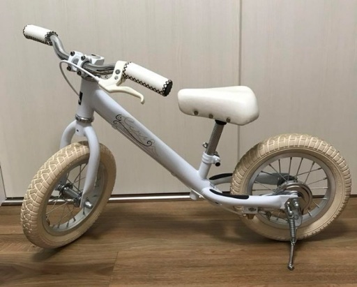 キッズバイク　スライダー　子ども自転車　スパーキー SPARKY