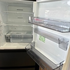 TOSHIBA 2023年製 326L 3ドア 冷蔵庫 GR-33SC 0128-26