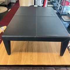 Cassina IXC. カッシーナ イクスシー GUARDI グアルディ 革張りテーブル センターテーブル テーブル モダン シンプル モノトーン