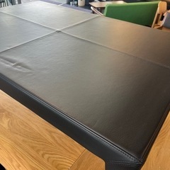 Cassina IXC. カッシーナ イクスシー GUARDI グアルディ 革張りテーブル センターテーブル テーブル モダン シンプル モノトーン