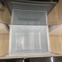 MITSUBISHI(三菱)の2ドア冷蔵庫　MR-P15Y-B　のご紹介です。