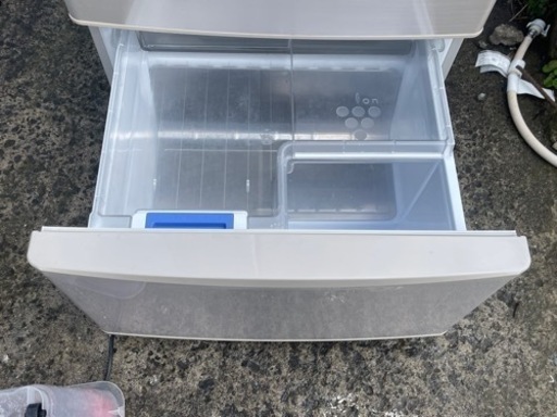 リサイクルサービス八光】2012年製 シャープ SJ-XF44W-S [冷蔵庫（440L