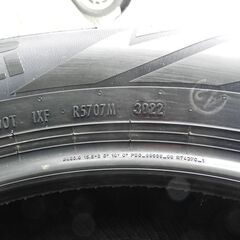 スタッドレスタイヤ　225/60R18　4本