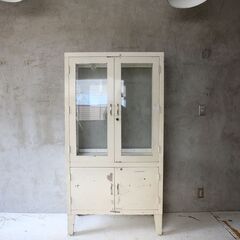 カスタム医療用キャビネット