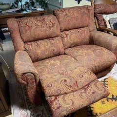 アメリカ家具ラブソファとテーブル