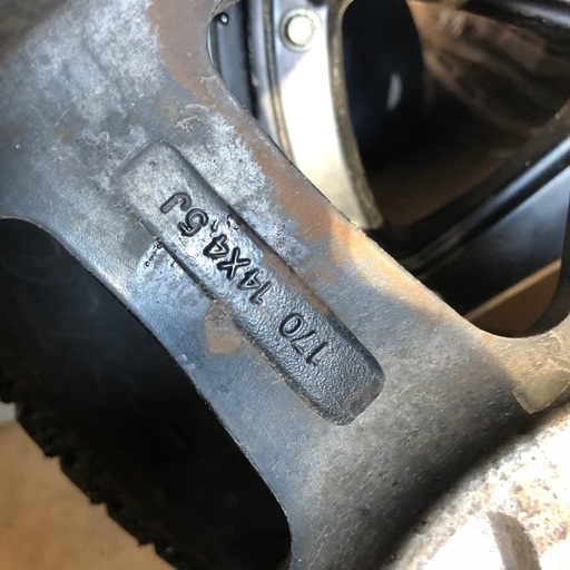 値下げ。冬タイヤハスラー軽自動車エクストリームブリヂストンVRX2 175  