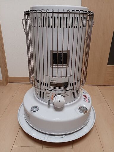 【お取引完了】21年式トヨトミ　石油ストーブ