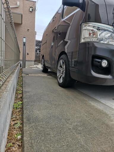 k131★BERG★17×7.5J +25 6H PCD139.7タイヤつき