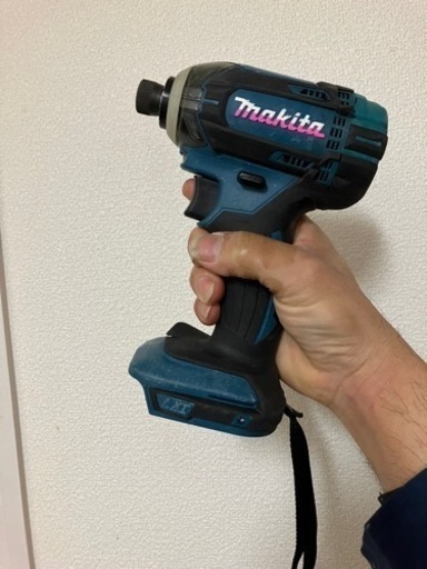 【決まりました】マキタ　18v インパクトドライバーTD149D本体のみ。