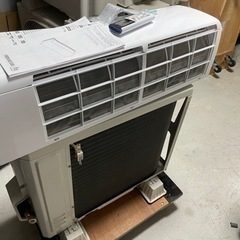 【値下げ！！】アイリスオーヤマ　 6畳用　2.2kwエアコン　IHF-2204G 2021年製 