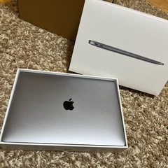 定価半額Apple MacBook Air 13インチ 2020...