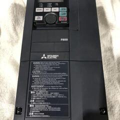 三菱電機　3.7KWインバーター（FR-F820-3.7K）