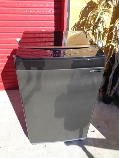 中古美品！　アイリスオーヤマ　6.0㎏全自動洗濯機　IAW-T605BL　2022年製