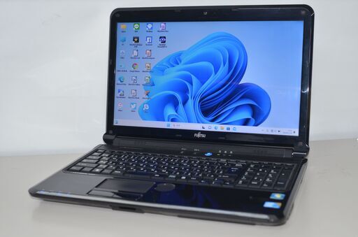 中古ノートパソコン 富士通 AH53/C Windows11+office core i3-380Ｍ/HDD640GB/メモリー4GB/15.6インチ/DVDマルチ/HDMI/無線/WEBカメラ搭載