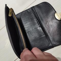 ルイヴィトンマヒナ財布