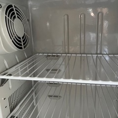 ホシザキ冷蔵庫ホシザキ 業務用テーブル形冷蔵庫 RT-63PTE1 幅630×奥行450×高さ800mm 72L 内装樹脂仕様 空冷式 単相100V ドアポケット付