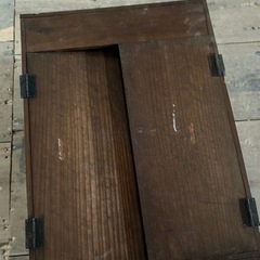 アンティーク　古い木製棚