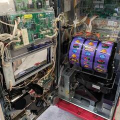 パチスロ実機 聖闘士星矢-黄金激闘編- 不要機 ID：126-012705-007 パチスロ実機 聖闘士星矢-黄金激闘編- コイン不要機 ID：126-012705-007