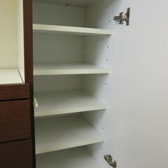 キッチンボード(色あせあります）