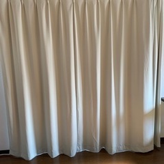 遮光1級　防炎ラベル付カーテン　2枚組　幅210×長さ220cm